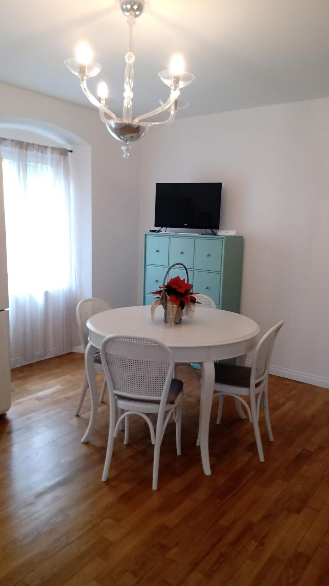 Casa Renova, Intero Appartamento, 2 Camere, Max 4 Ospiti, Trieste Zona Storica Ngoại thất bức ảnh