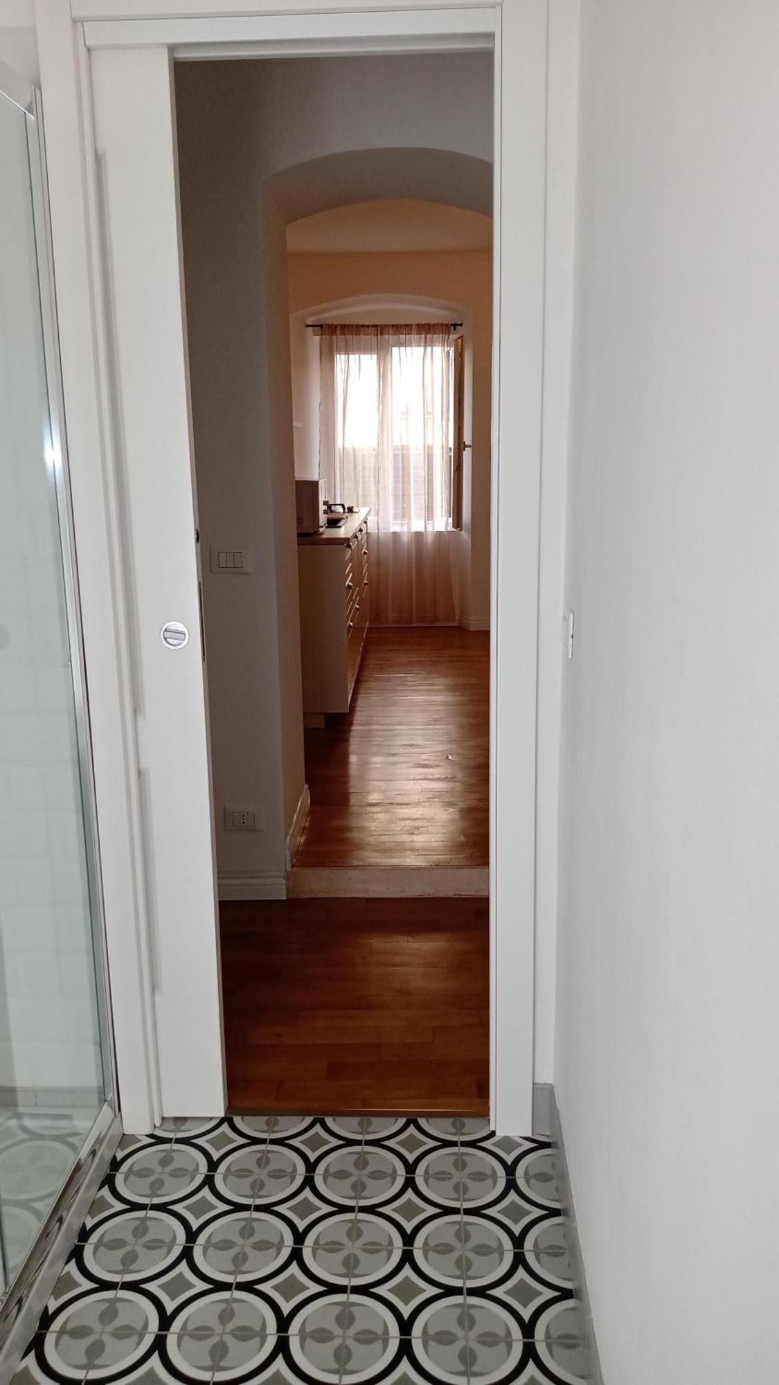 Casa Renova, Intero Appartamento, 2 Camere, Max 4 Ospiti, Trieste Zona Storica Ngoại thất bức ảnh