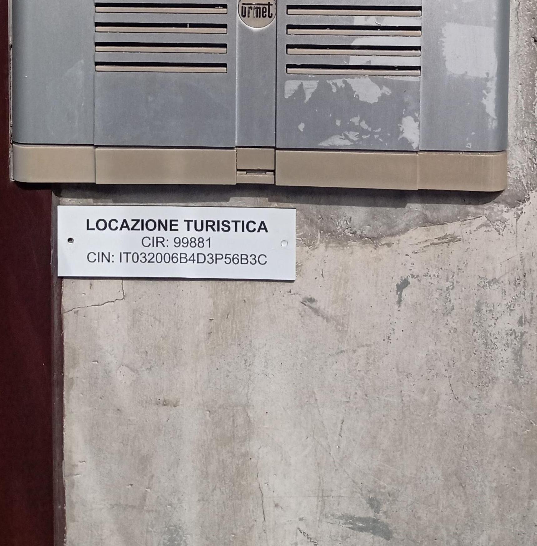 Casa Renova, Intero Appartamento, 2 Camere, Max 4 Ospiti, Trieste Zona Storica Ngoại thất bức ảnh